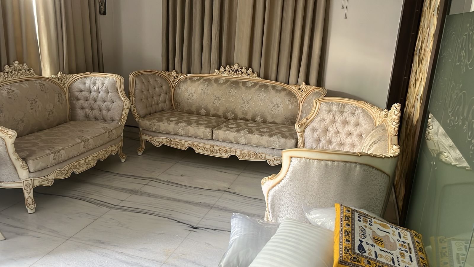 Carbine Sofa - Amar Sofa Repair